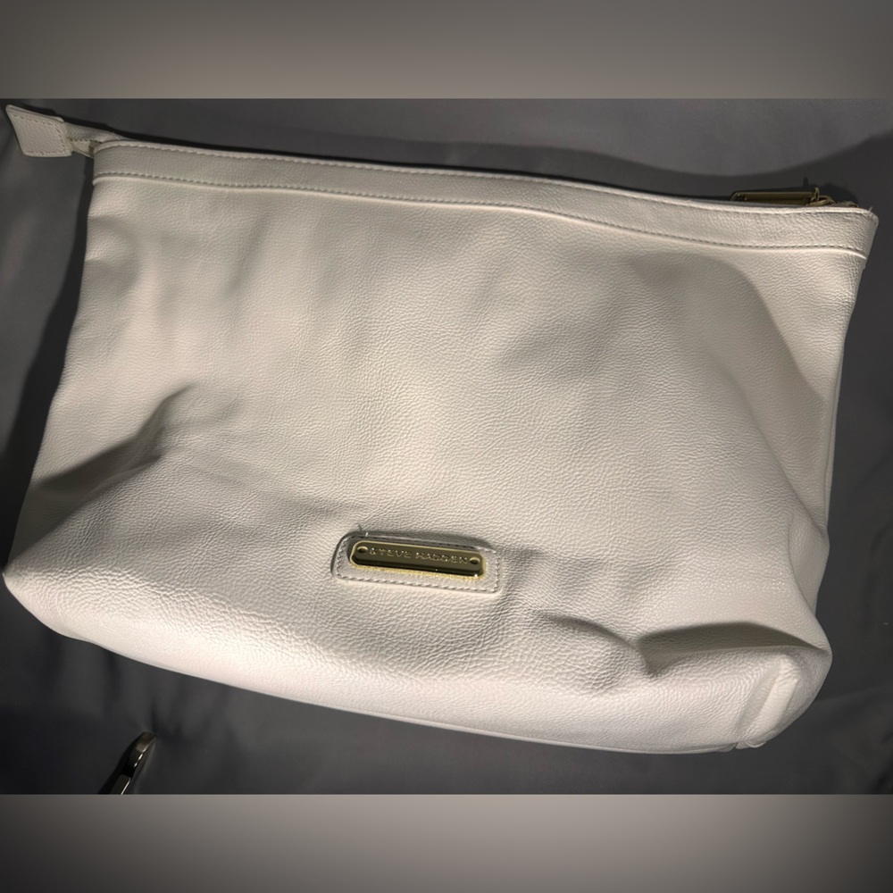 Steve Madden White Leather Women’s Clutch Purse Hand Bag Excellent Condition